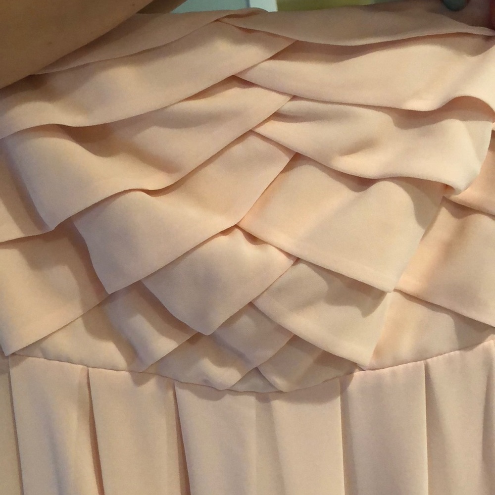 Express Dress - Picture 2 of 3